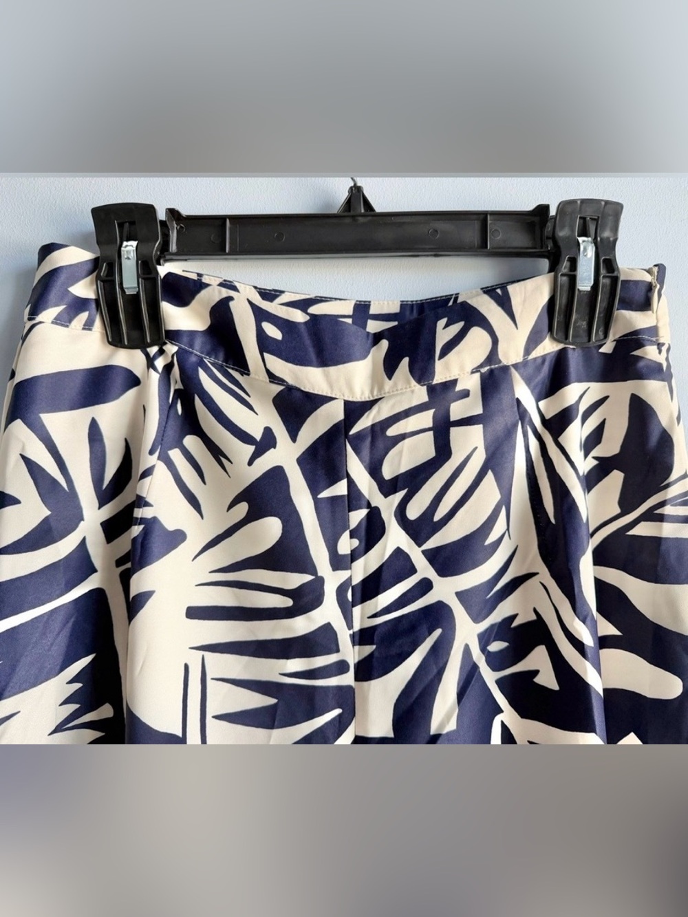 CUPSHE Women's Blue Tropical Floral Wide Leg Pants Size Medium - Picture 3 of 10